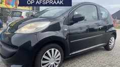Zwart Gebruikt 2005 Peugeot 107 Hatchback | € 1.999 (Eerlijke prijs)