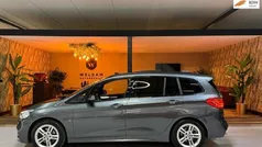 Grijs Gebruikt 2018 BMW 218 M Sport Stationwagen | € 19.990 (Eerlijke prijs)