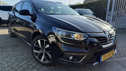 Occasion 2018 Renault Mégane GrandTour LIMITED Stationwagen | € 5.999 (Eerlijke prijs)