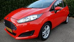 Rood Gebruikt 2015 Ford Fiesta Style Hatchback | € 7.450 (Eerlijke prijs)