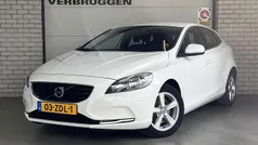 Wit Gebruikt 2012 Volvo V40 Momentum Stationwagen | € 8.950 (Eerlijke prijs)