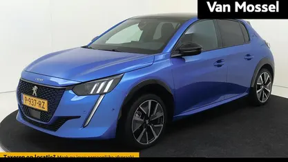 Blauw Occasion 2022 Peugeot e-208 GT Hatchback | € 18.940 (Eerlijke prijs)