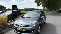 Blauw Gebruikt 2006 Renault Clio II Hatchback | € 2.150 (Eerlijke prijs)