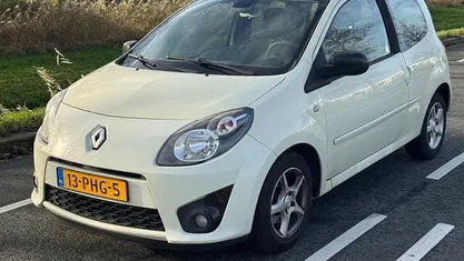 Wit Gebruikt 2011 Renault Twingo Dynamique Hatchback | € 2.499 (Eerlijke prijs)