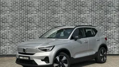 Grijs Gebruikt 2023 Volvo XC40 Plus SUV | € 39.194 (Eerlijke prijs)