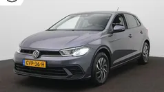 Grijs Gebruikt 2024 VW Polo Edition Hatchback | € 23.900 (Eerlijke prijs)