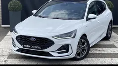 Wit Gebruikt 2024 Ford Focus ST-Line X Hatchback | € 27.945 (Eerlijke prijs)