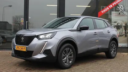 Grijs Gebruikt 2023 Peugeot 2008 Allure SUV | € 21.750 (Super prijs)