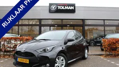 Gebruikt 2024 Toyota Yaris Hybrid Active Hatchback | € 23.950 (Eerlijke prijs)