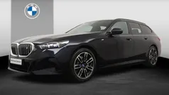Zwart Gebruikt 2024 BMW i5 M Sport Sedan | € 61.450 (Eerlijke prijs)