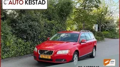 Rood Gebruikt 2008 Volvo V70 Kinetic Stationwagen | € 2.900 (Goede deal)