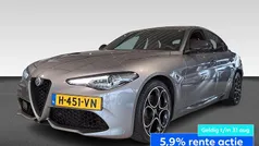 Grijs Gebruikt 2020 Alfa Romeo Giulia Super Sedan | € 36.925 (Eerlijke prijs)