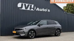 Grijs Gebruikt 2023 Opel Astra Elegance Hatchback | € 20.850 (Super prijs)