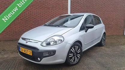 Occasion 2012 Fiat Punto Evo Easy Hatchback | € 3.750 (Eerlijke prijs)