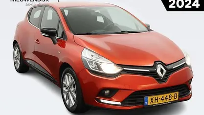 Rouge flamme nnp Occasion 2018 Renault Clio IV LIMITED Hatchback | € 9.945 (Eerlijke prijs)