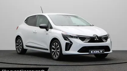 Wit Nieuw 2025 Mitsubishi Colt Intense Hatchback | € 26.940 (Eerlijke prijs)