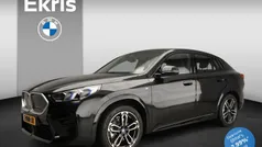 Zwart Gebruikt 2024 BMW iX2 Comfort Edition SUV | € 47.900 (Eerlijke prijs)