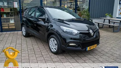 Zwart Occasion 2016 Renault Captur Expression SUV | € 10.940 (Eerlijke prijs)
