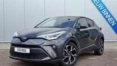 Gebruikt 2021 Toyota C-HR SUV | € 22.900 (Eerlijke prijs)