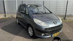 Grijs Gebruikt 2006 Peugeot 1007 Hatchback | € 2.295 (Eerlijke prijs)