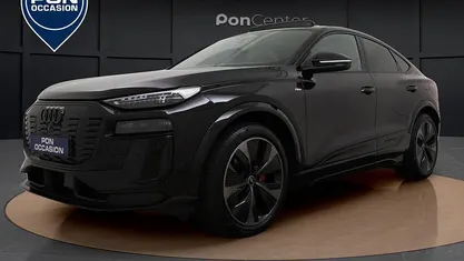 Zwart Gebruikt 2025 Audi Q6 e-tron Sport SUV | € 74.950 (Eerlijke prijs)