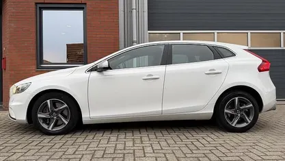 Occasion Volvo V40 R-Design 122 PK (89 kW) 2016 Hatchback