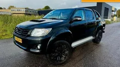 Zwart Gebruikt 2015 Toyota HiLux SR Pickup | € 19.995 (Eerlijke prijs)