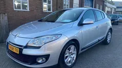 Grijs Gebruikt 2013 Renault Mégane III Expression Hatchback | € 4.749 (Eerlijke prijs)