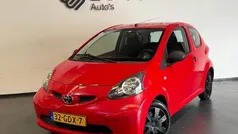 Rood Gebruikt 2008 Toyota Aygo Hatchback | € 1.850 (Eerlijke prijs)