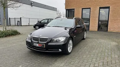 Gebruikt 2006 BMW 330 Executive Stationwagen | € 8.450 (Eerlijke prijs)