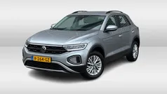 Grijs Gebruikt 2022 VW T-Roc Life SUV | € 24.450 (Eerlijke prijs)