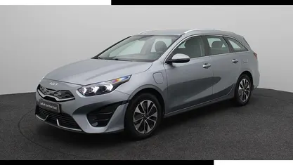 Occasion Kia Ceed 140 PK (102 kW) 2022 Grijs Hatchback
