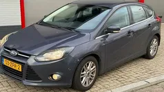 Grijs Gebruikt 2012 Ford Focus Titanium Hatchback | € 2.499 (Super prijs)
