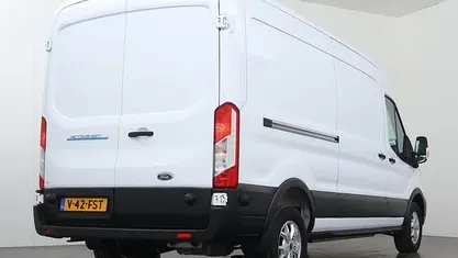 Occasion Ford E-Transit Trend 135 kW (184 PK) 2024 Van