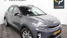 Grijs Gebruikt 2022 Kia Stonic SUV | € 17.890 (Eerlijke prijs)