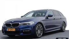 Blauw Gebruikt 2018 BMW 520 Executive Stationwagen | € 29.950 (Eerlijke prijs)