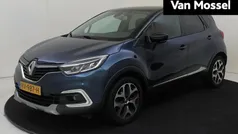 Twotone bleu ocean / noir eto Gebruikt 2018 Renault Captur Intens SUV | € 13.240 (Eerlijke prijs)