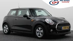 Zwart Gebruikt 2014 Mini Cooper Business Hatchback | € 10.950 (Eerlijke prijs)
