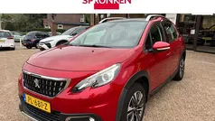 Rood Gebruikt 2017 Peugeot 2008 Allure SUV | € 10.250 (Eerlijke prijs)