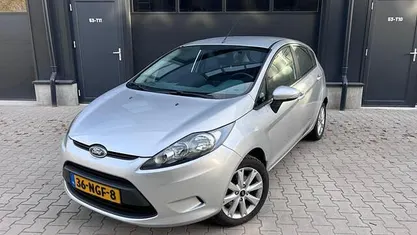 Grijs Occasion 2010 Ford Fiesta Limited Hatchback | € 4.350 (Eerlijke prijs)