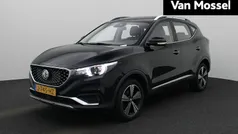 Zwart Gebruikt 2020 MG ZS Luxury Sedan | € 13.900 (Eerlijke prijs)