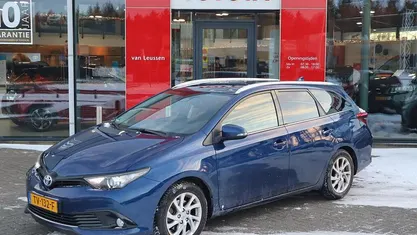 Occasion 2018 Toyota Auris Hybrid Stationwagen | € 15.890 (Eerlijke prijs)