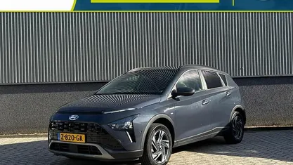 Grijs Gebruikt 2024 Hyundai Bayon Premium SUV | € 24.835 (Eerlijke prijs)
