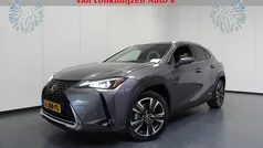 Grijs Gebruikt 2021 Lexus UX 250h SUV | € 27.840 (Eerlijke prijs)