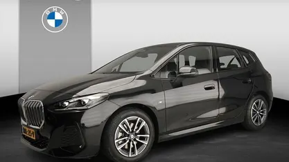 Gebruikt 2025 BMW 220 Comfort Edition Stationwagen | € 41.900 (Eerlijke prijs)