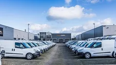 Zwart Gebruikt 2020 Audi A4 Business Sedan | € 23.450 (Eerlijke prijs)