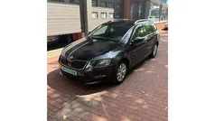 Zwart Gebruikt 2019 Skoda Octavia Business Line Stationwagen | € 8.950 (Eerlijke prijs)