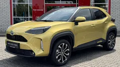 Goud Gebruikt 2024 Toyota Yaris Cross Style SUV | € 30.400 (Eerlijke prijs)