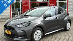 Gebruikt 2021 Toyota Yaris Hybrid Hatchback | € 17.900 (Goede deal)