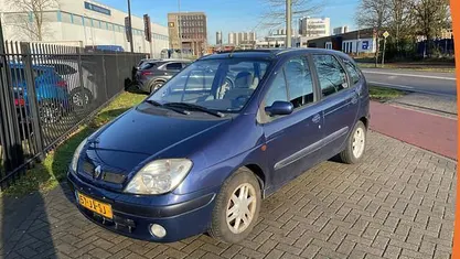 Occasion 2002 Renault Scénic Expression MPV | € 1.290 (Eerlijke prijs)